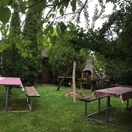 Balatonkenesei Nadfedeles Lovas Vendeghaz Balatonkenese